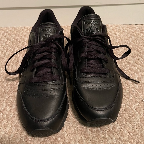 Reebok | Shoes | Black Reebok Non Slip 